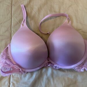Victoria's Secret Light Pink Lace-Trim T-Shirt Bra